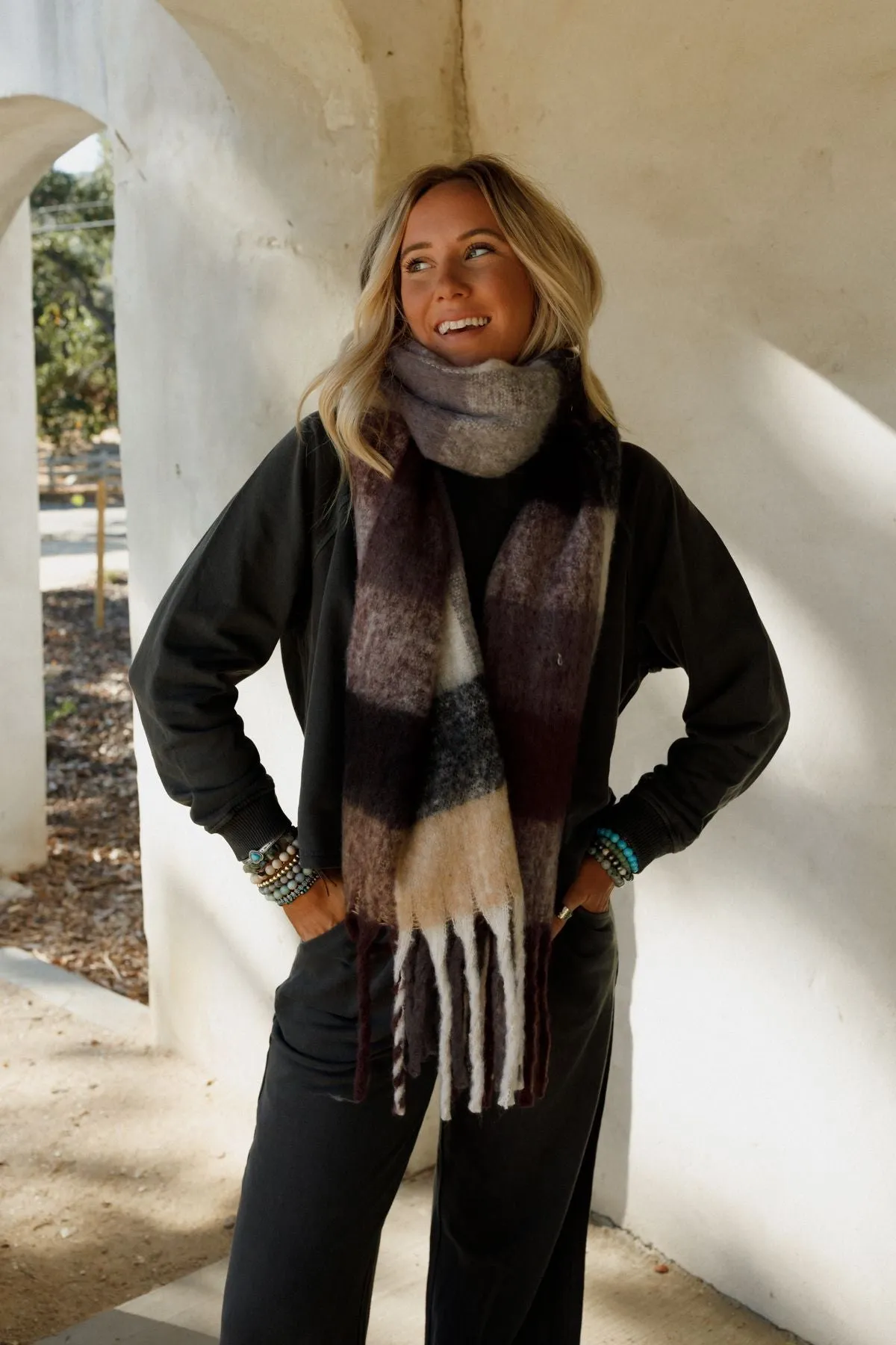 Everest Cozy Plaid Scarf - Black
