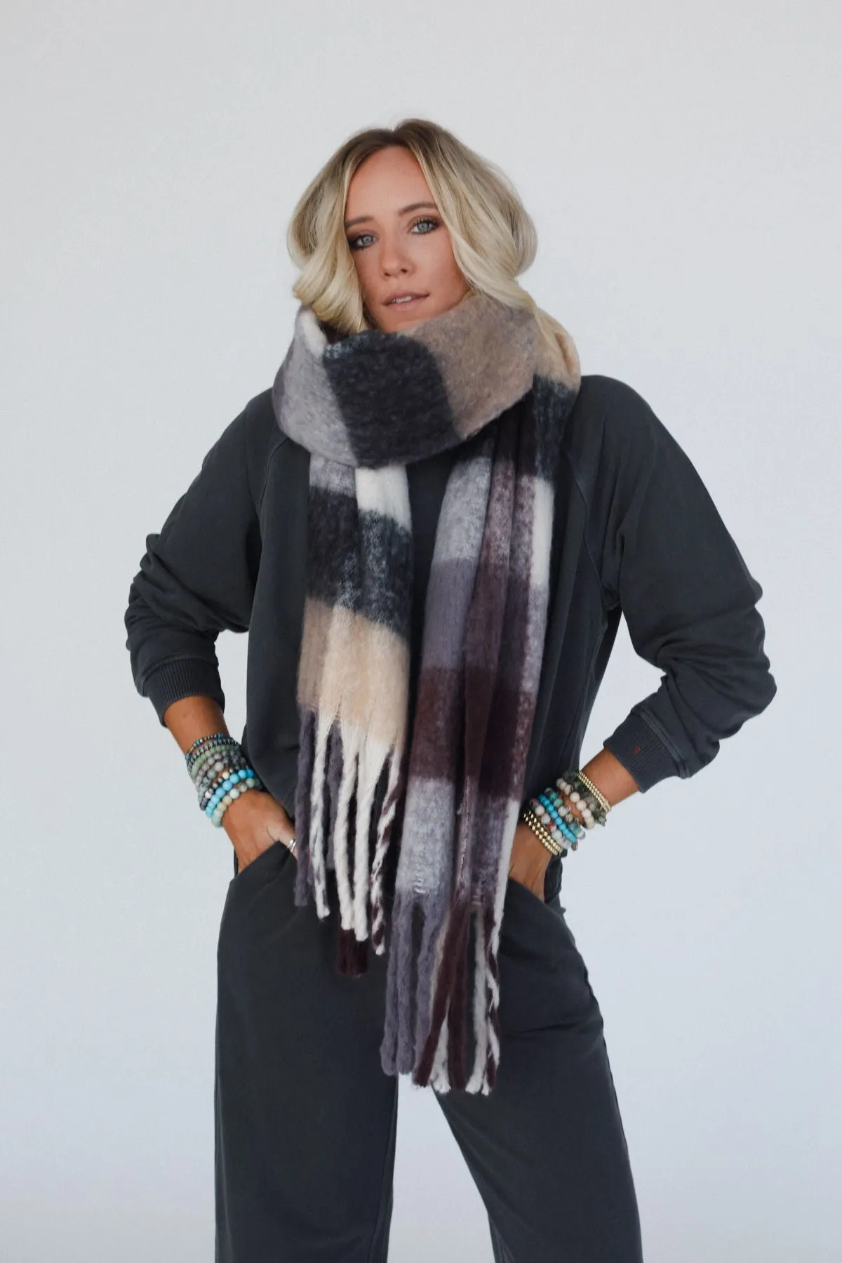 Everest Cozy Plaid Scarf - Black