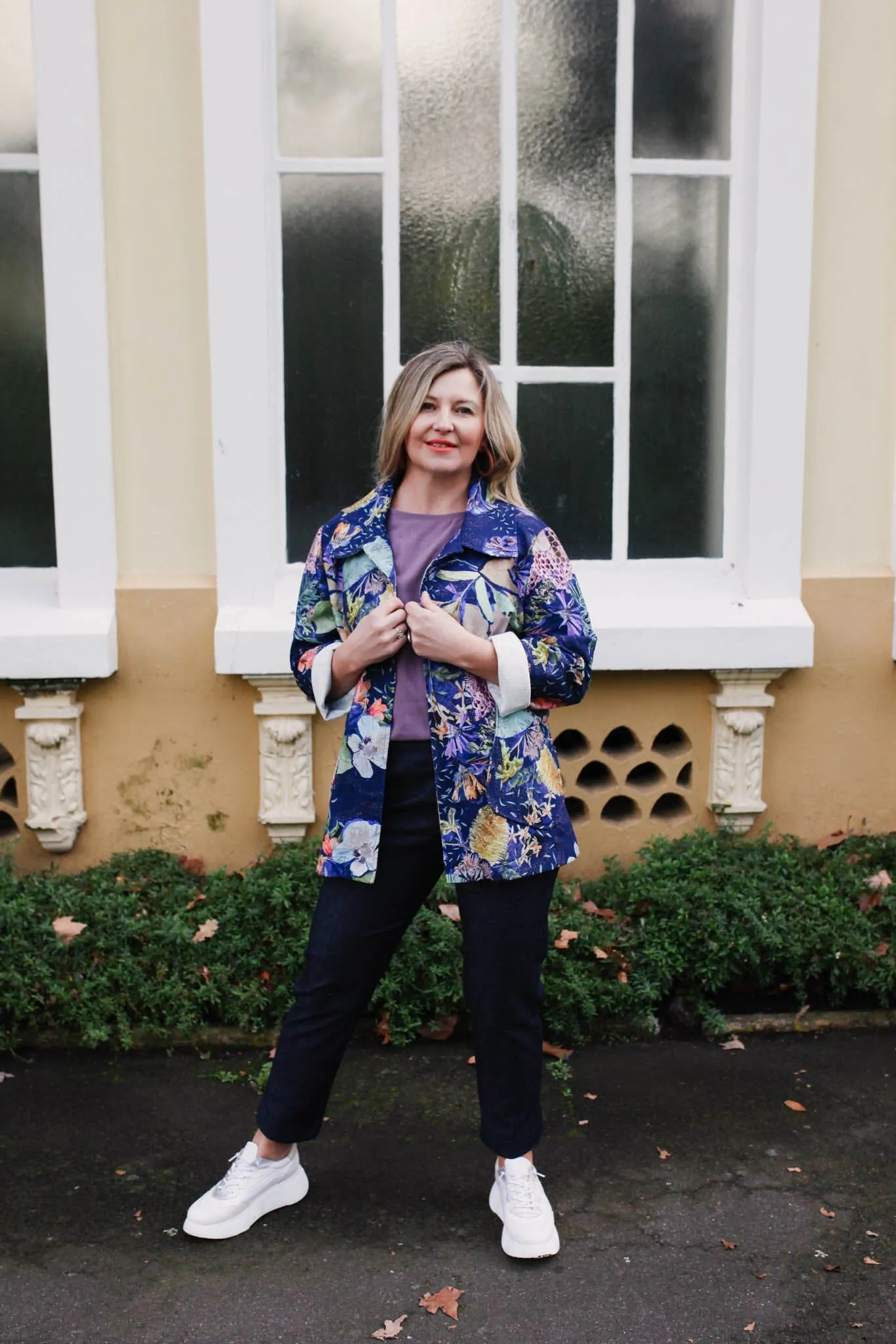 Island Pleat Linen Blazer - No Bee, No Me