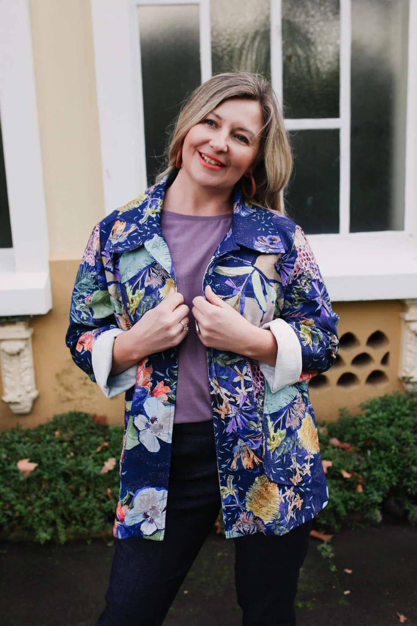Island Pleat Linen Blazer - No Bee, No Me