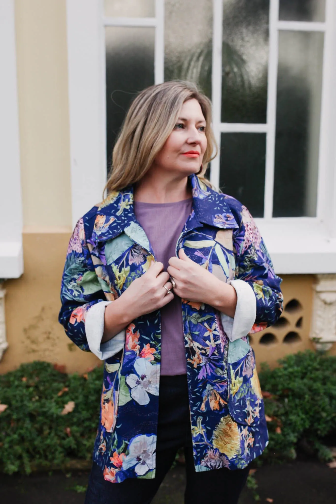 Island Pleat Linen Blazer - No Bee, No Me
