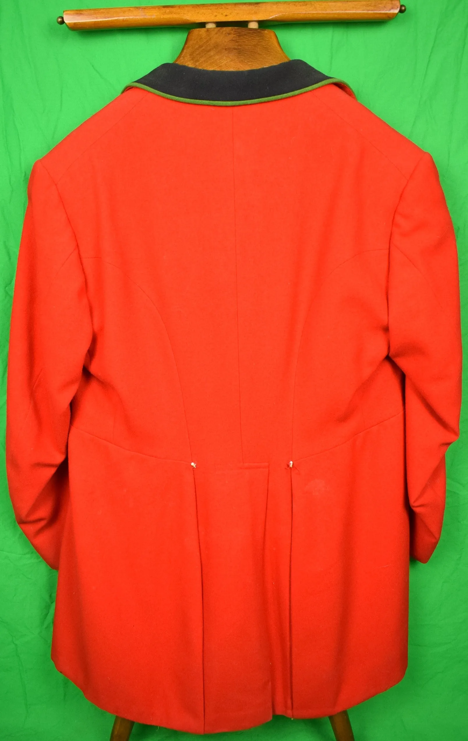 "Bernard Weatherill c1974 Scarlet Millbrook Fox-Hunt Coat" Sz 39R