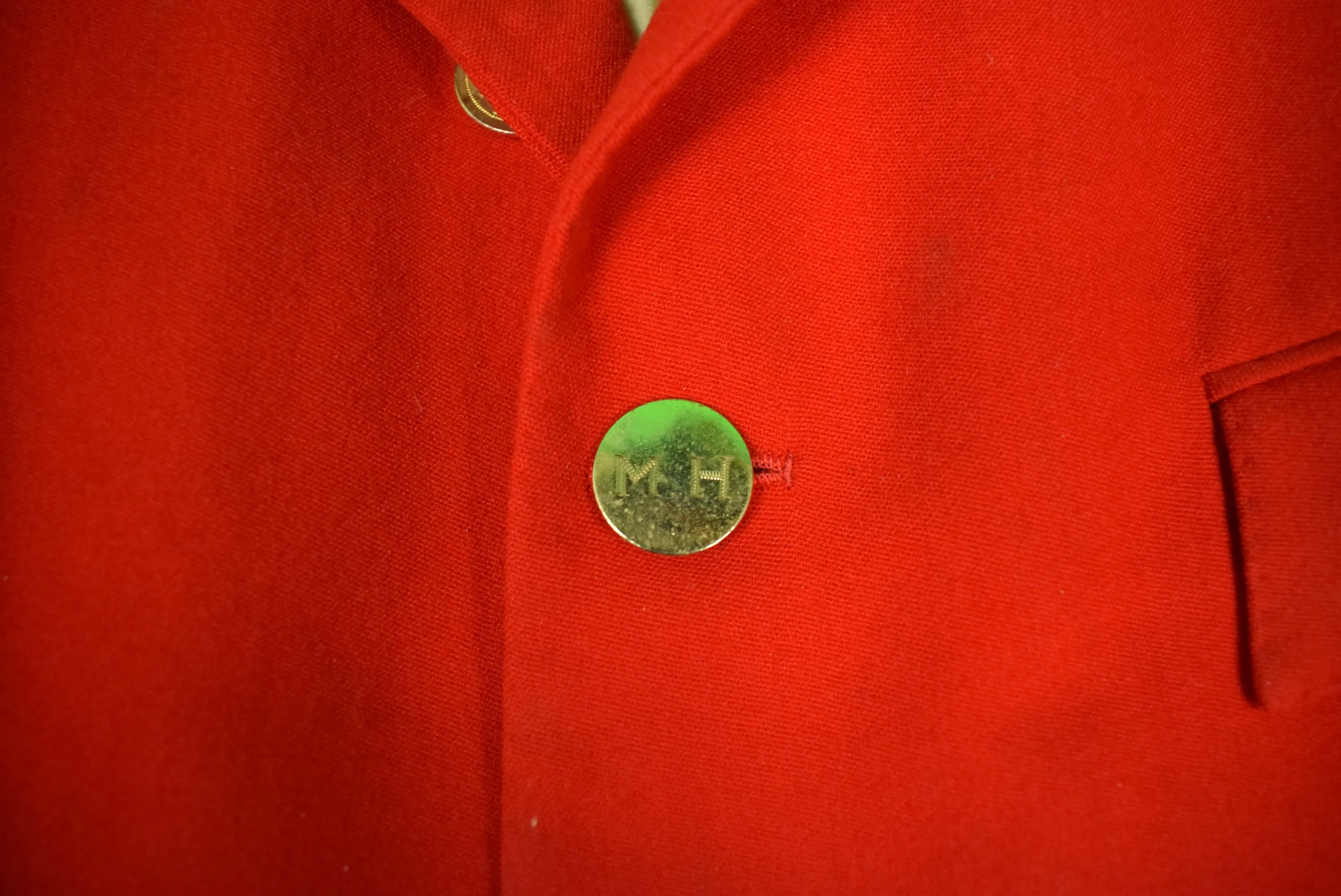 "Bernard Weatherill c1974 Scarlet Millbrook Fox-Hunt Coat" Sz 39R